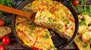 shed-frittata-recipe-for-brunch-in-a-cast-iron-pan.webp